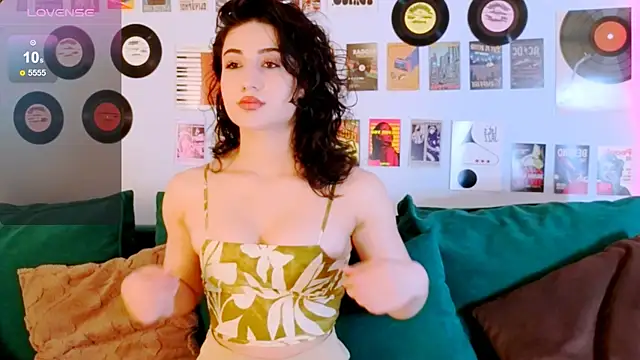 Maya Rogerss online show from June 10, 2026, 2:29 pm