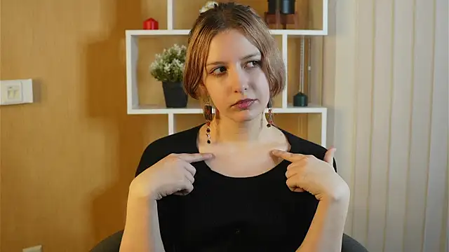 Snapshot of EsmeDecoursey chatting on March 12, 2025, 1:19 pm EsmeDecoursey online show from March 12, 2025, 1:19 pm