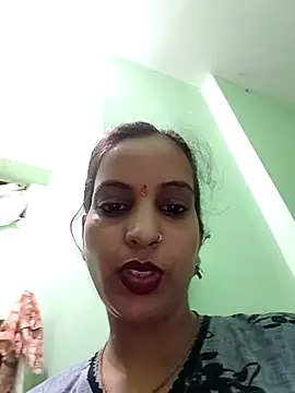 Hotty-Nidhi online show from July 3, 2026, 4:02 pm