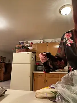 SusieandLacey online show from October 23, 2025, 12:31 am