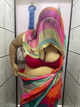 Catchybusty online show from July 16, 2026, 5:04 am