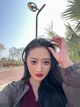 Snapshot of linger-23 chatting on January 19, 2026, 6:06 am linger-23 online show from January 19, 2026, 6:06 am