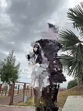 Snapshot of linger-23 chatting on January 12, 2026, 6:42 am linger-23 online show from January 12, 2026, 6:42 am