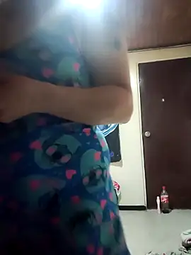 Snapshot of Samanta_SS chatting on April 4, 2026, 4:46 pm Samanta SS online show from April 4, 2026, 4:46 pm