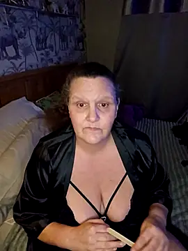 MissQueenBeex online show from February 22, 2026, 7:48 pm