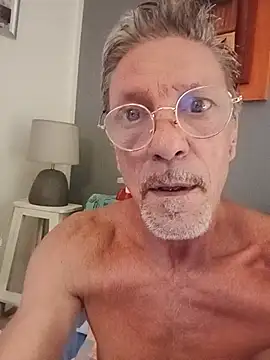 Deddyitalia3 online show from June 29, 2026, 8:19 pm