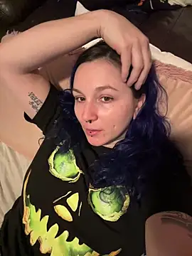 oliviahazee online show from February 28, 2026, 3:39 am