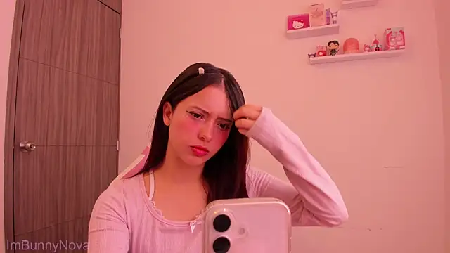 ImBunnyNova online show from June 25, 2026, 2:44 pm