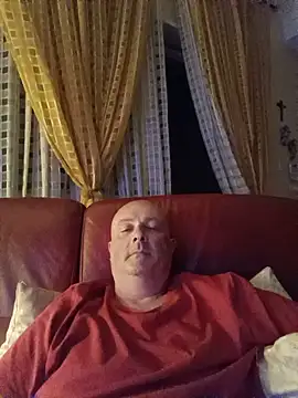 Alexis Bull online show from July 25, 2026, 10:05 pm