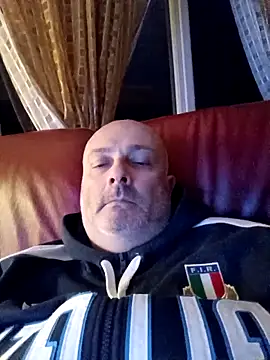 Alexis Bull online show from February 14, 2026, 11:49 pm