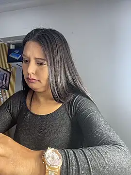 Snapshot of KimberlyBrown25 chatting on April 16, 2026, 4:30 pm KimberlyBrown25 online show from April 16, 2026, 4:30 pm