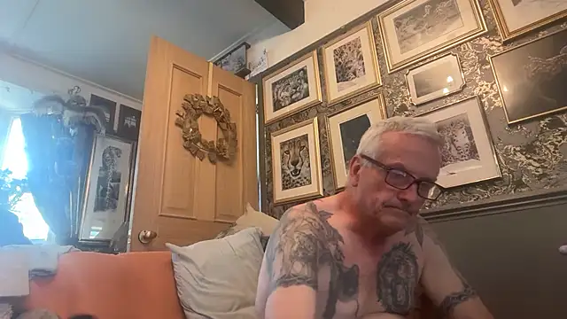 poggles online show from July 14, 2026, 2:01 pm