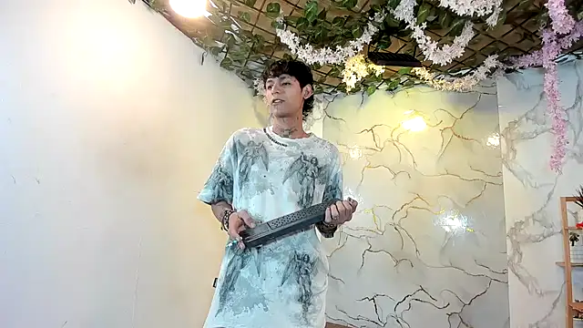 Bastian boyshot77 online show from June 14, 2026, 1:01 pm
