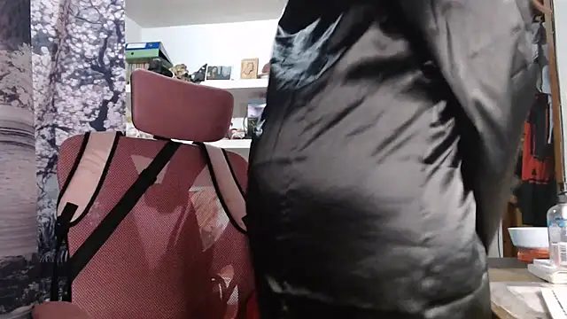 Maite4ever online show from January 14, 2026, 9:51 pm