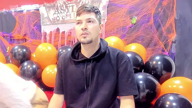 Snapshot of Isa_Anderson09 chatting on October 19, 2025, 12:19 pm Isa Anderson09 online show from October 19, 2025, 12:19 pm