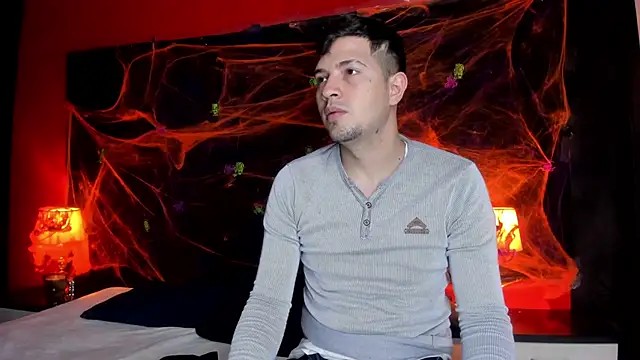 Snapshot of Isa_Anderson09 chatting on October 11, 2025, 1:12 pm Isa Anderson09 online show from October 11, 2025, 1:12 pm