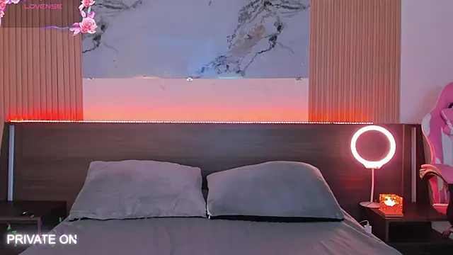 samanthaa moon online show from February 23, 2026, 11:49 pm