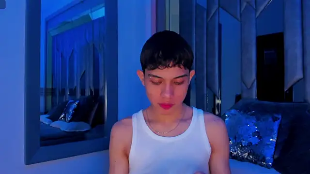 Sebax Young online show from June 6, 2026, 8:25 pm
