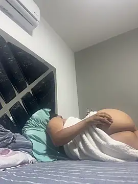 Gaby Rol17 online show from September 15, 2025, 11:05 pm