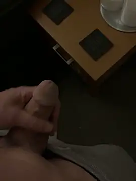 Snapshot of Woodchip chatting on March 10, 2026, 10:14 pm Woodchip online show from March 10, 2026, 10:14 pm