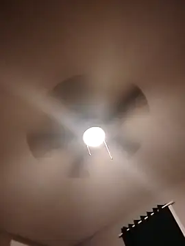 hugenicecock7979 online show from September 19, 2025, 7:12 am