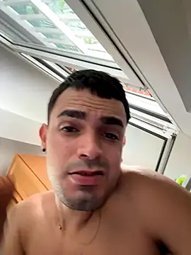 joseemontilla online show from September 16, 2025, 5:14 pm