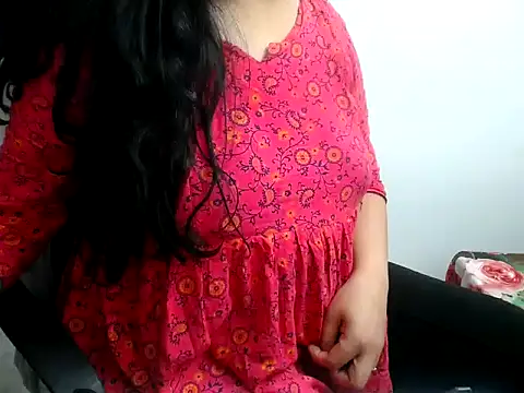 Roshi Love online show from June 22, 2026, 1:44 am