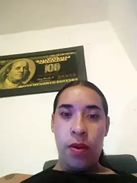 Valenn fernandez online show from April 23, 2026, 3:57 am