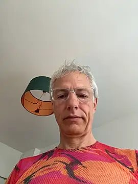 SexyLeon8 online show from July 5, 2026, 5:14 am