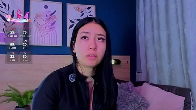 SarahMiler  online show from March 26, 2026, 12:14 pm