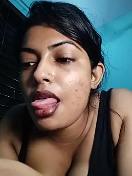 HotNehaChowdhury online show from July 8, 2026, 5:13 pm