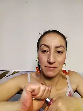 Oriana111 online show from June 20, 2026, 3:33 am
