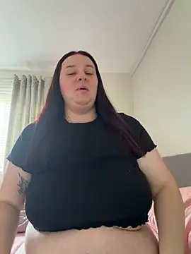 Curvaceouscarla online show from July 2, 2026, 2:01 pm
