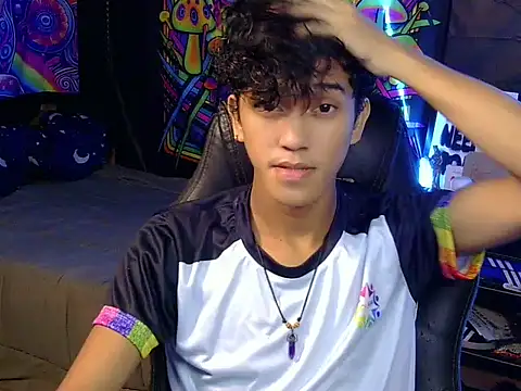 kenbigcockxx online show from July 2, 2026, 6:14 pm