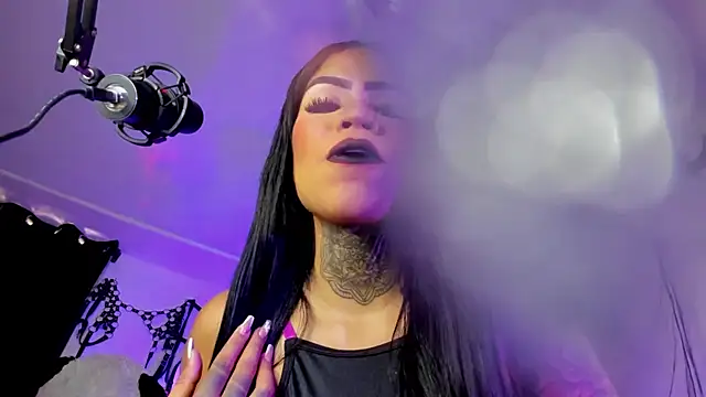 mia carter88 online show from July 8, 2026, 2:07 pm