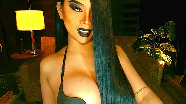 KarlaFrost online show from July 8, 2026, 4:18 pm