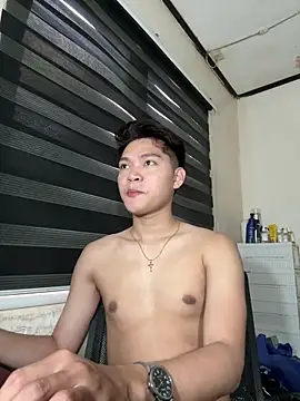 Helleron online show from March 18, 2026, 9:12 am