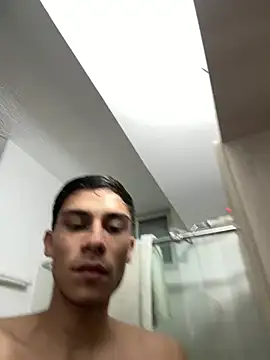 axel davis  online show from March 9, 2026, 1:42 am