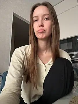 Snapshot of ElliRose chatting on February 11, 2026, 7:41 am ElliRose online show from February 11, 2026, 7:41 am