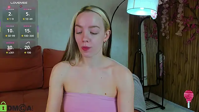R0cket bunny online show from June 10, 2026, 12:56 am