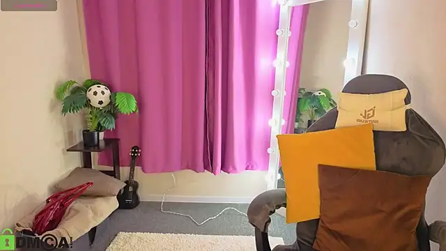 R0cket bunny online show from June 30, 2026, 1:05 am