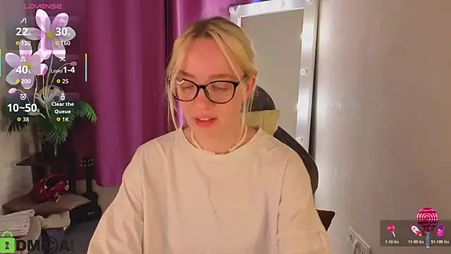 R0cket bunny online show from June 20, 2026, 12:59 am