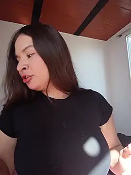 Isa Acosta online show from June 11, 2026, 1:52 pm