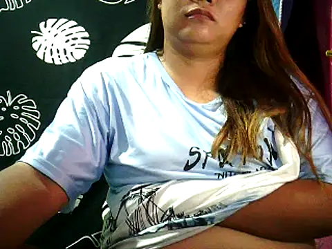 yuana25 online show from June 19, 2026, 11:38 am