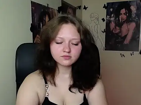 LadyAlice  online show from July 2, 2026, 6:19 am