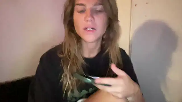 sweetceeme online show from June 25, 2026, 5:12 am