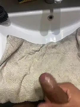 youyou933 online show from February 17, 2026, 4:48 pm