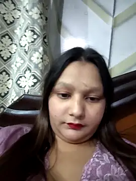 Anushka14321 online show from April 21, 2026, 8:37 pm