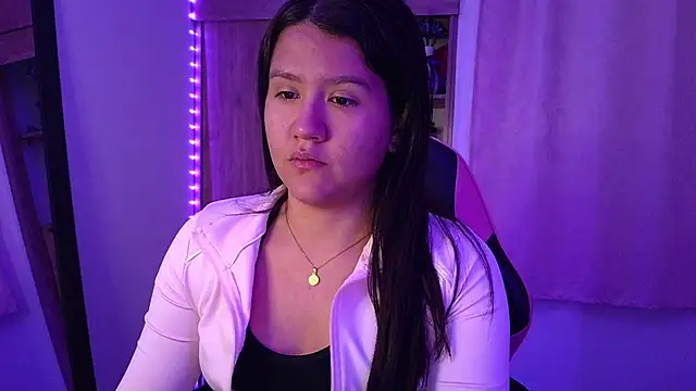 Oliviawatson1 online show from June 20, 2026, 11:59 am