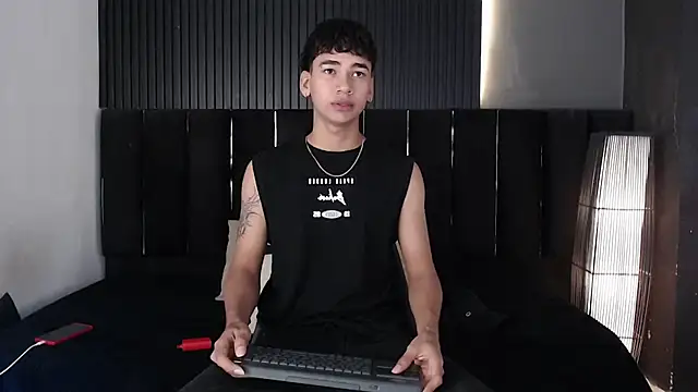 Dominic ghost online show from April 8, 2026, 1:18 am